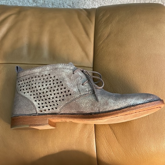 Trask booties - Picture 2 of 4